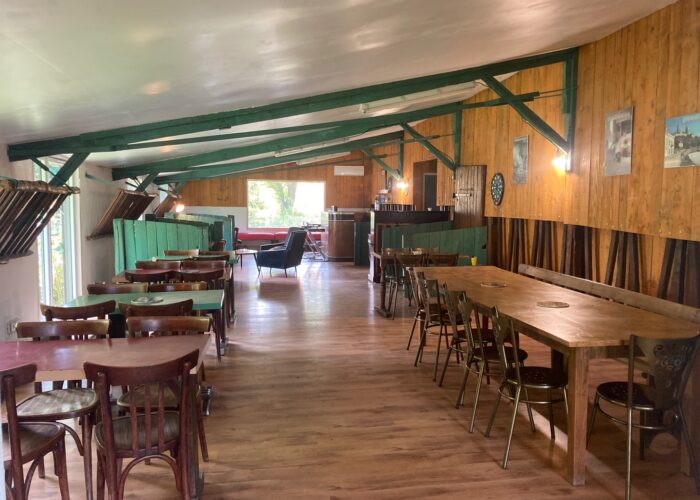 Salle bistrot Logis LE BAS AULNAY à CHALLAIN LA POTHERIE (49)